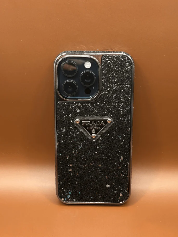 Elite Crystal Case 💎 (Temsili 17 Pro Max ile çekilmiştir, Ürünün uyumlu olduğu cihazlar altta seçenek olarak çıkmaktadır.) - Ürün görseli