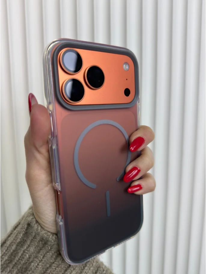 Rainbow - Gri (Temsili 17 Pro Max ile çekilmiştir, Ürünün uyumlu olduğu cihazlar altta seçenek olarak çıkmaktadır.) - Ürün görseli